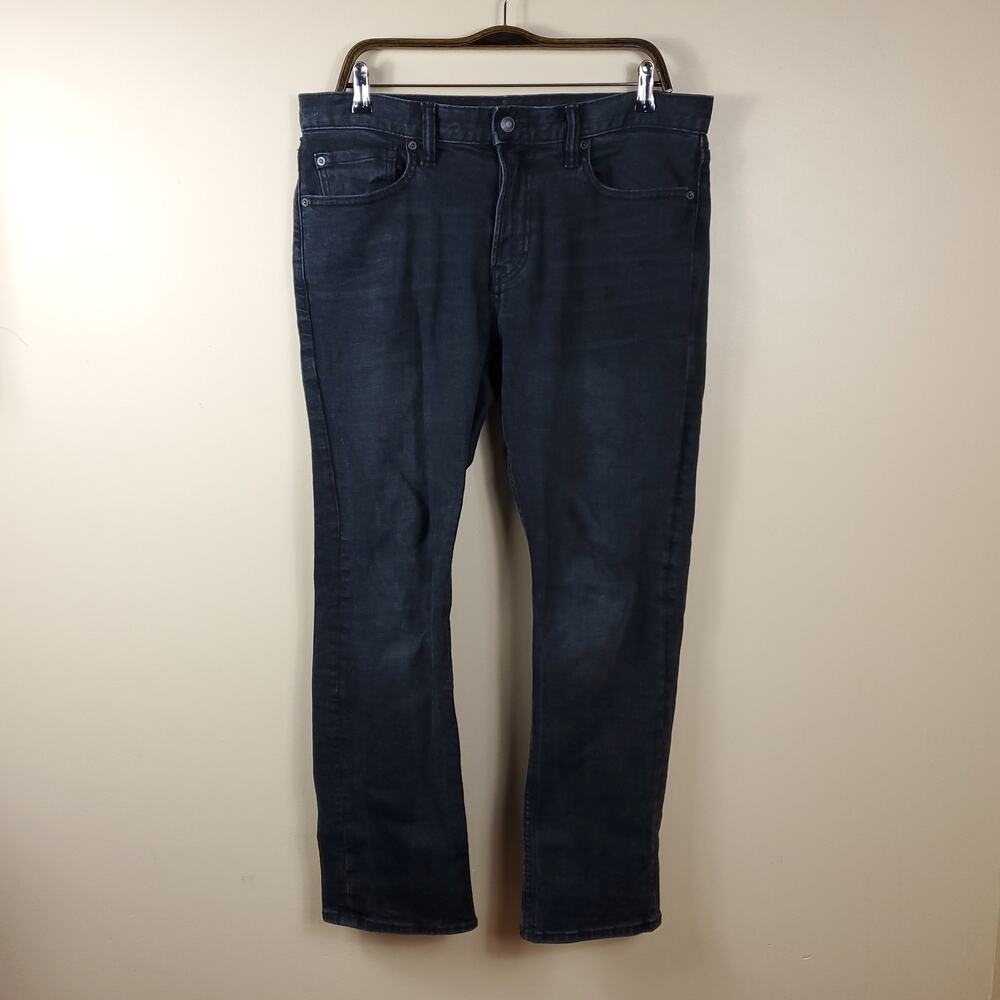 Old Navy Black Wash Straight Leg Jeans in Built-in Flex Size 33x30